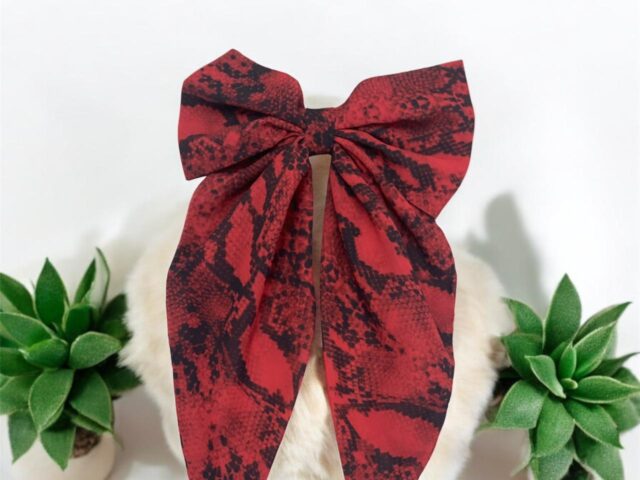 red georgette scarf bow clip