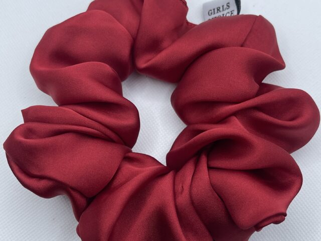 red silk scrunchies md