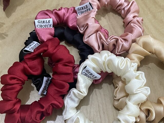 pack of 6 small scrunchies