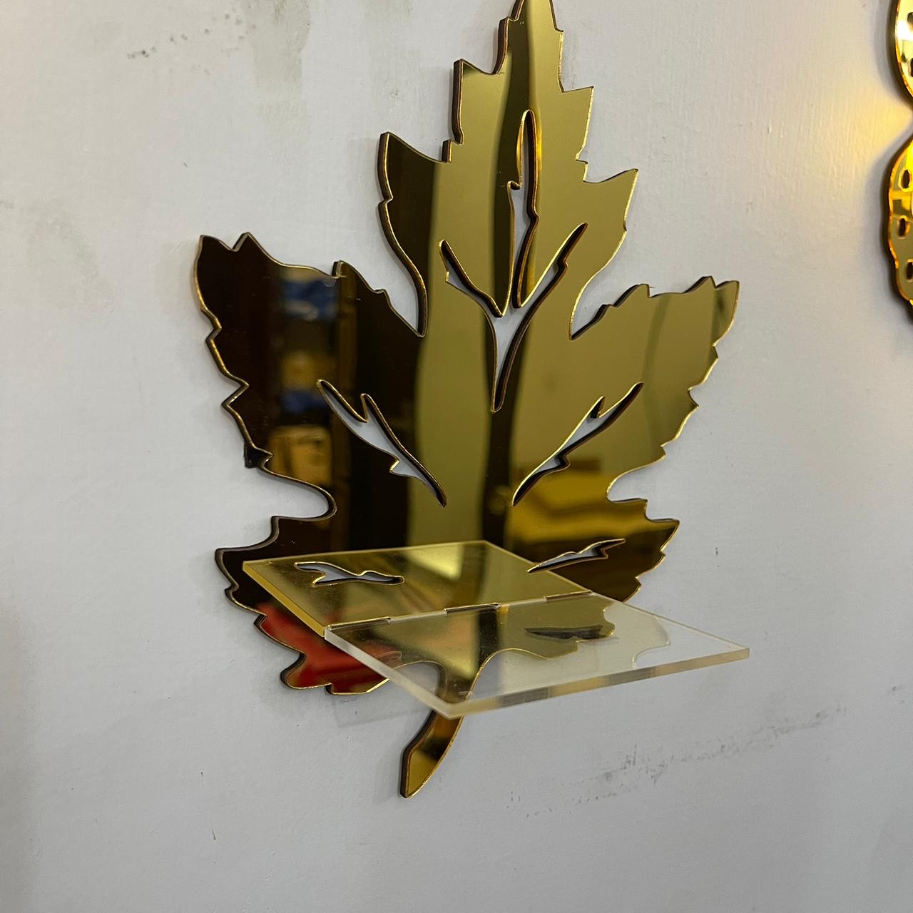 Leave Acrylic Golden Shelves