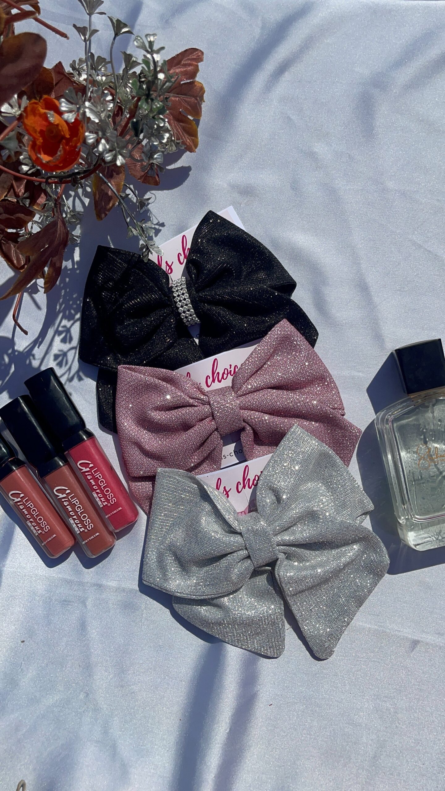Fancy sm bow clips Fancy sm bow clips
